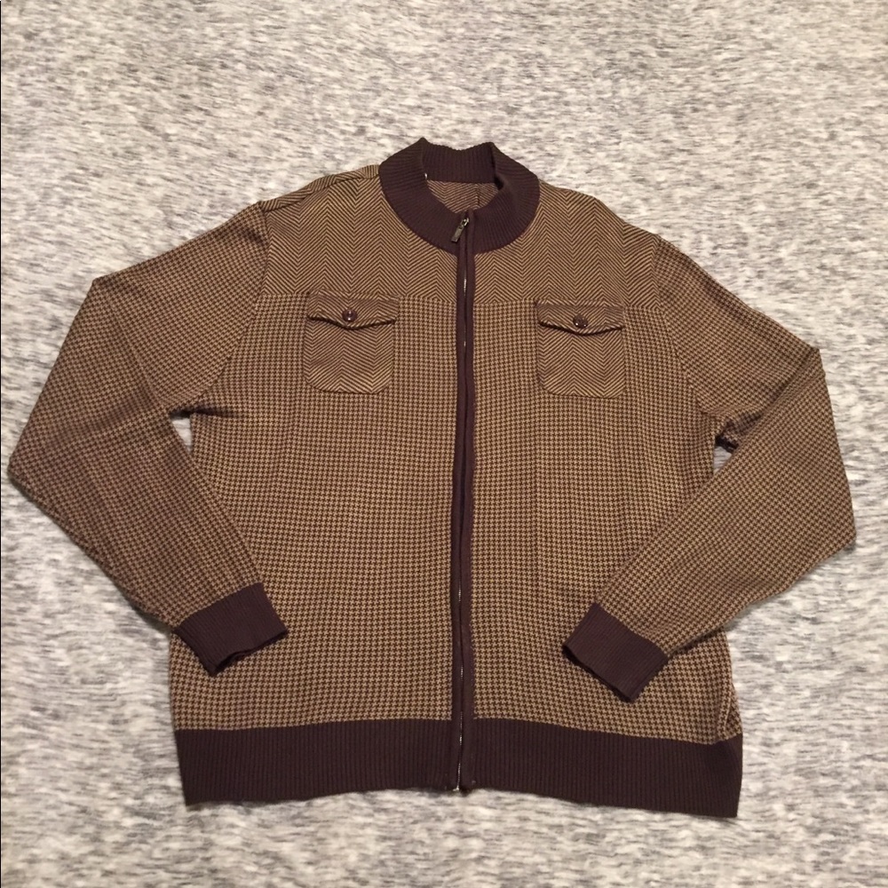 Flawless vintage thread and sow zip up jacket